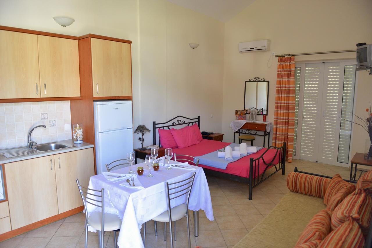 Korali Aparthotel Almiropotamos Ngoại thất bức ảnh